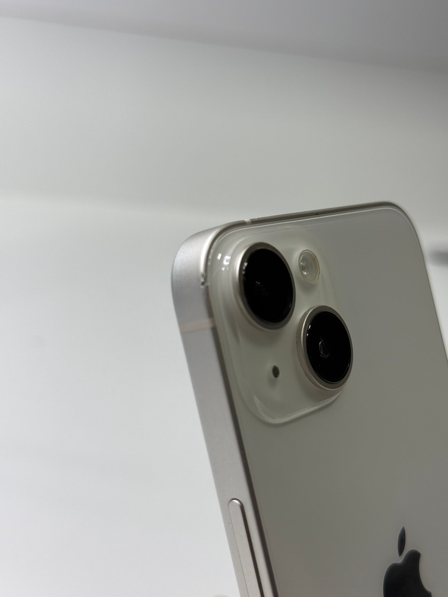 Apple iPhone 14 - White, 128 GB, Bun - 3