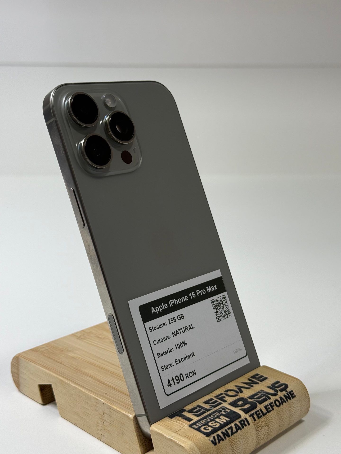 Apple iPhone 16 Pro Max - Natural, 256 GB, Excelent - 2