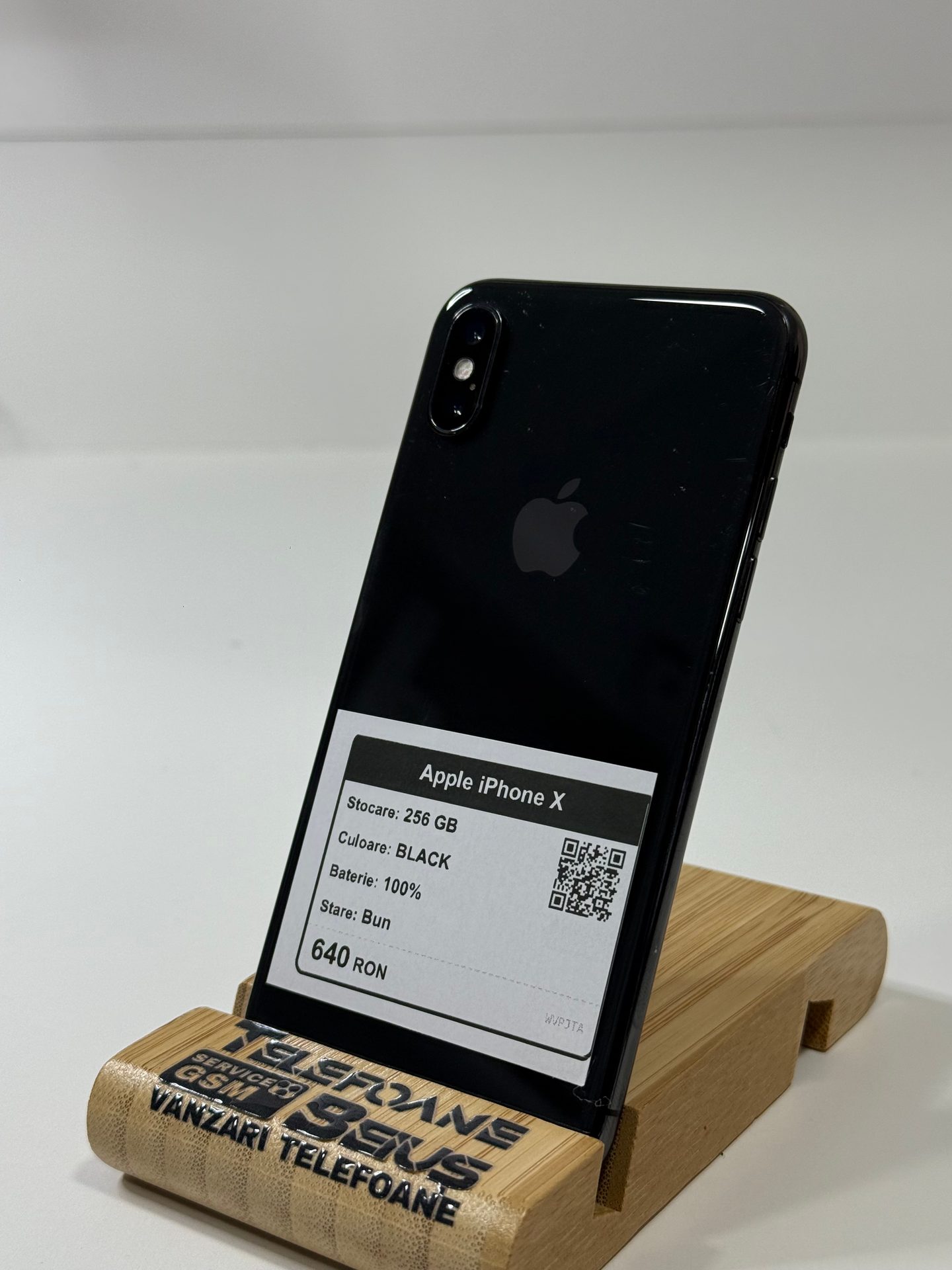 Apple iPhone X - Black, 256 GB, Bun - 1