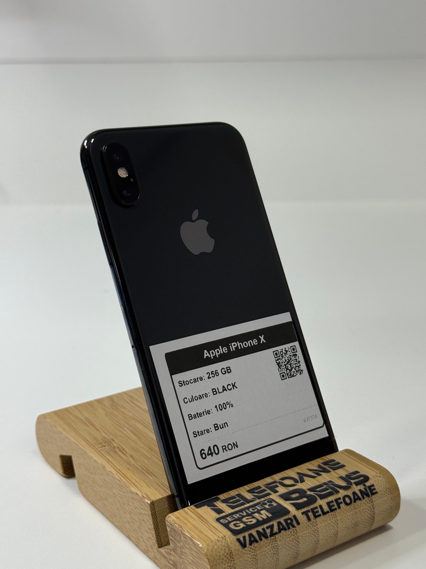 Apple iPhone X - Black, 256 GB, Bun - 2