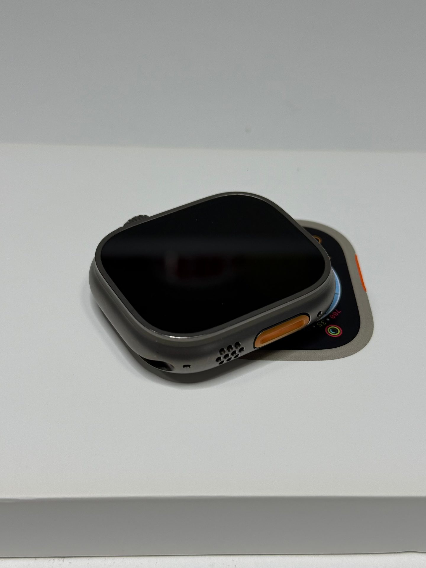 Apple WATCH ULTRA 49 MM - Midnight Ocean Band, Excelent - 2