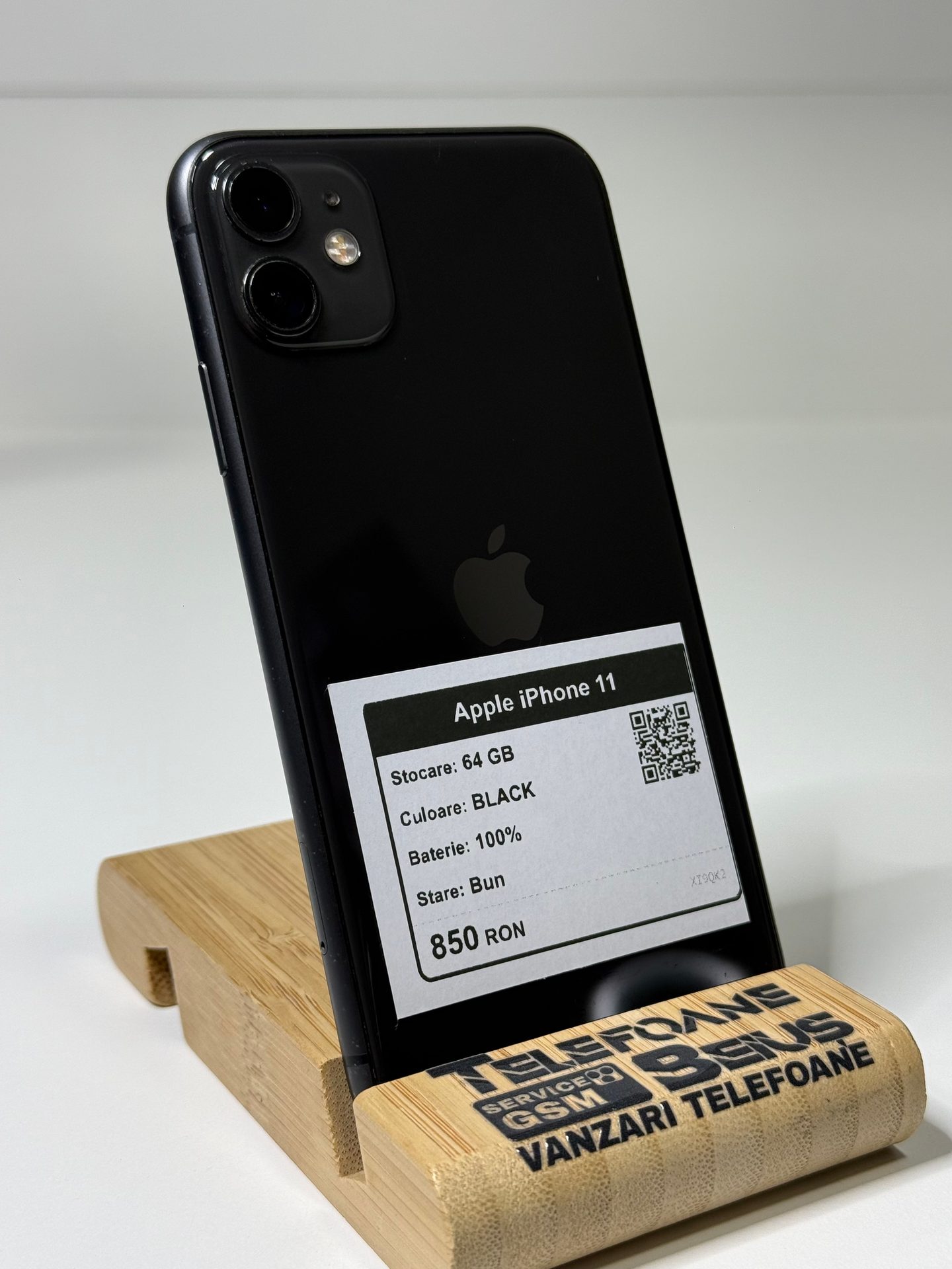 Apple iPhone 11 - Black, 64 GB, Bun - 2