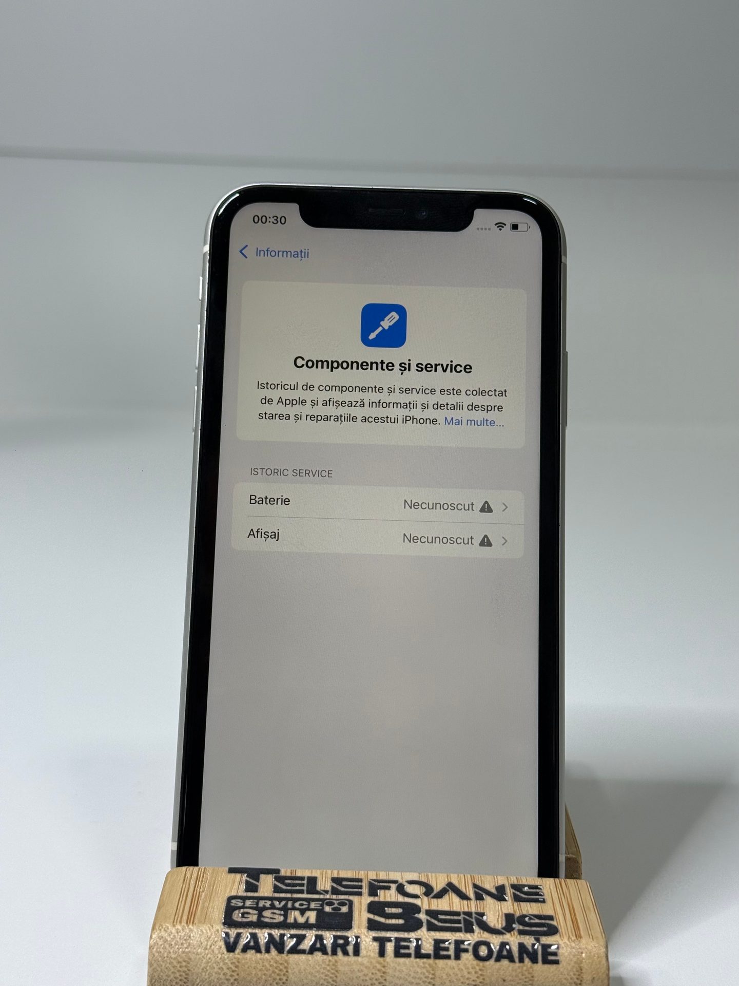 Apple iPhone 11 - White, 64 GB, Foarte Bun - 4