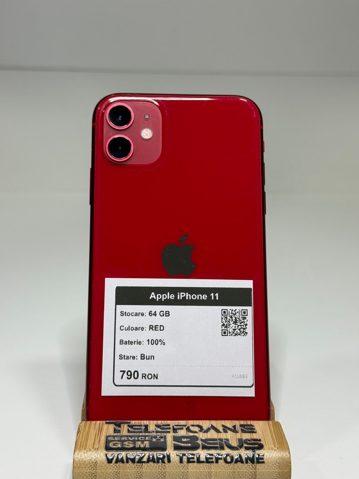 Apple iPhone 11 - Red, 64 GB, Bun - 3