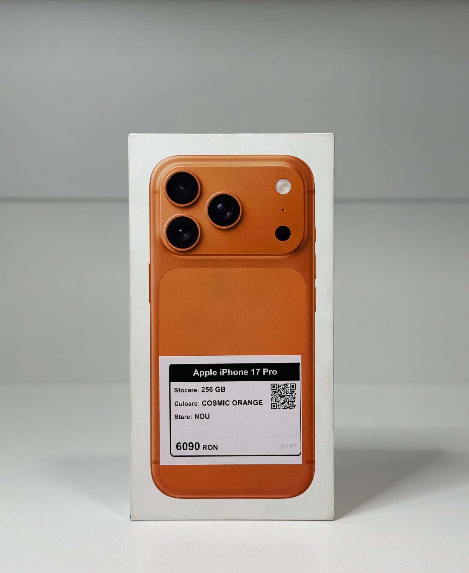 Apple iPhone 17 Pro - Cosmic Orange, 256 GB, Nou Sigilat - 1