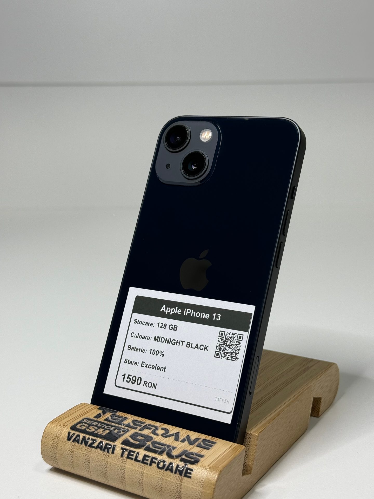 Apple iPhone 13 - Midnight Black, 128 GB, Excelent - 1