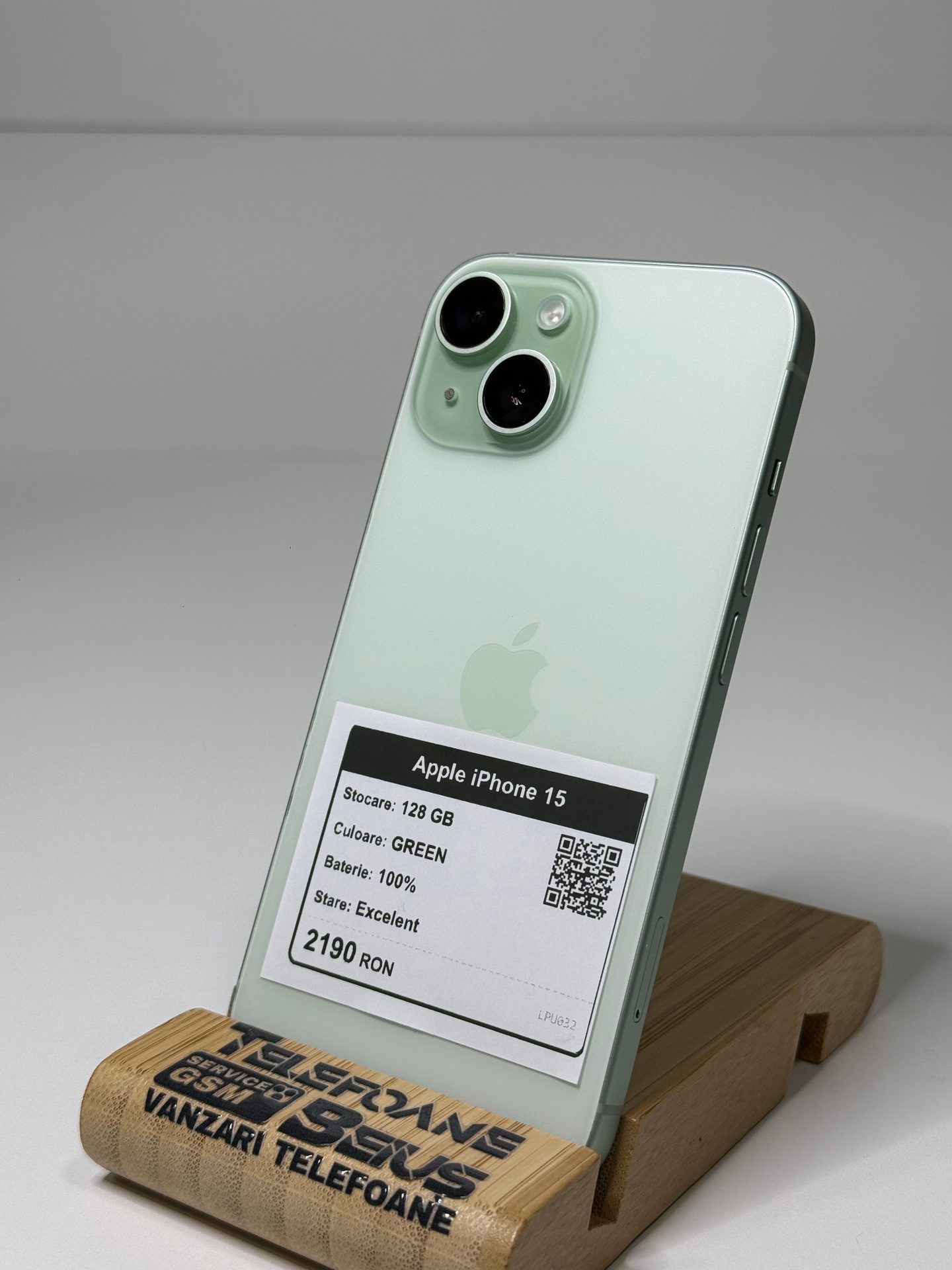 Apple iPhone 15