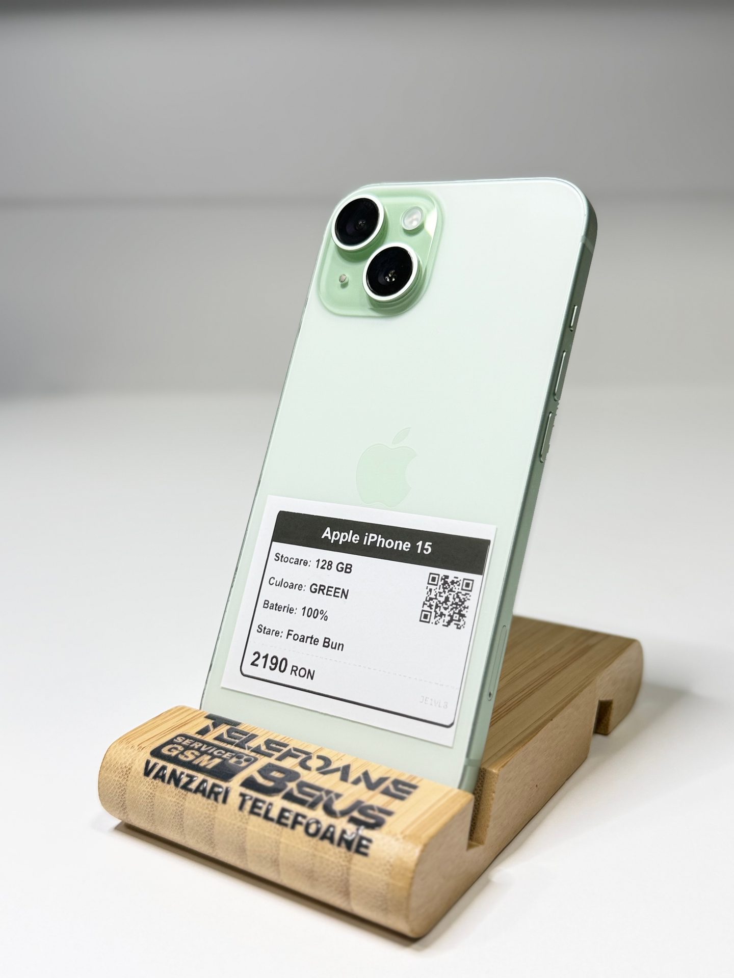 Apple iPhone 15