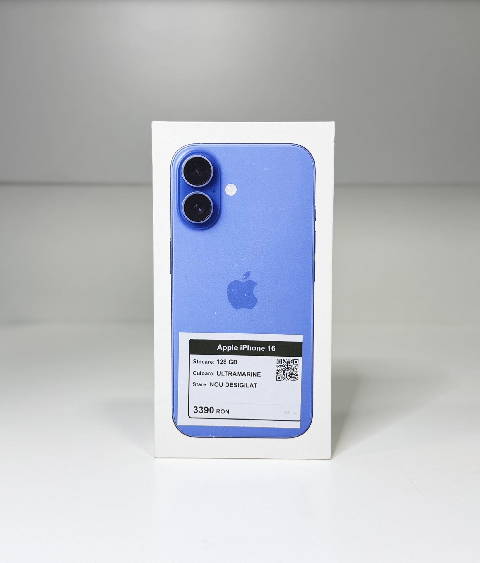 Apple iPhone 16