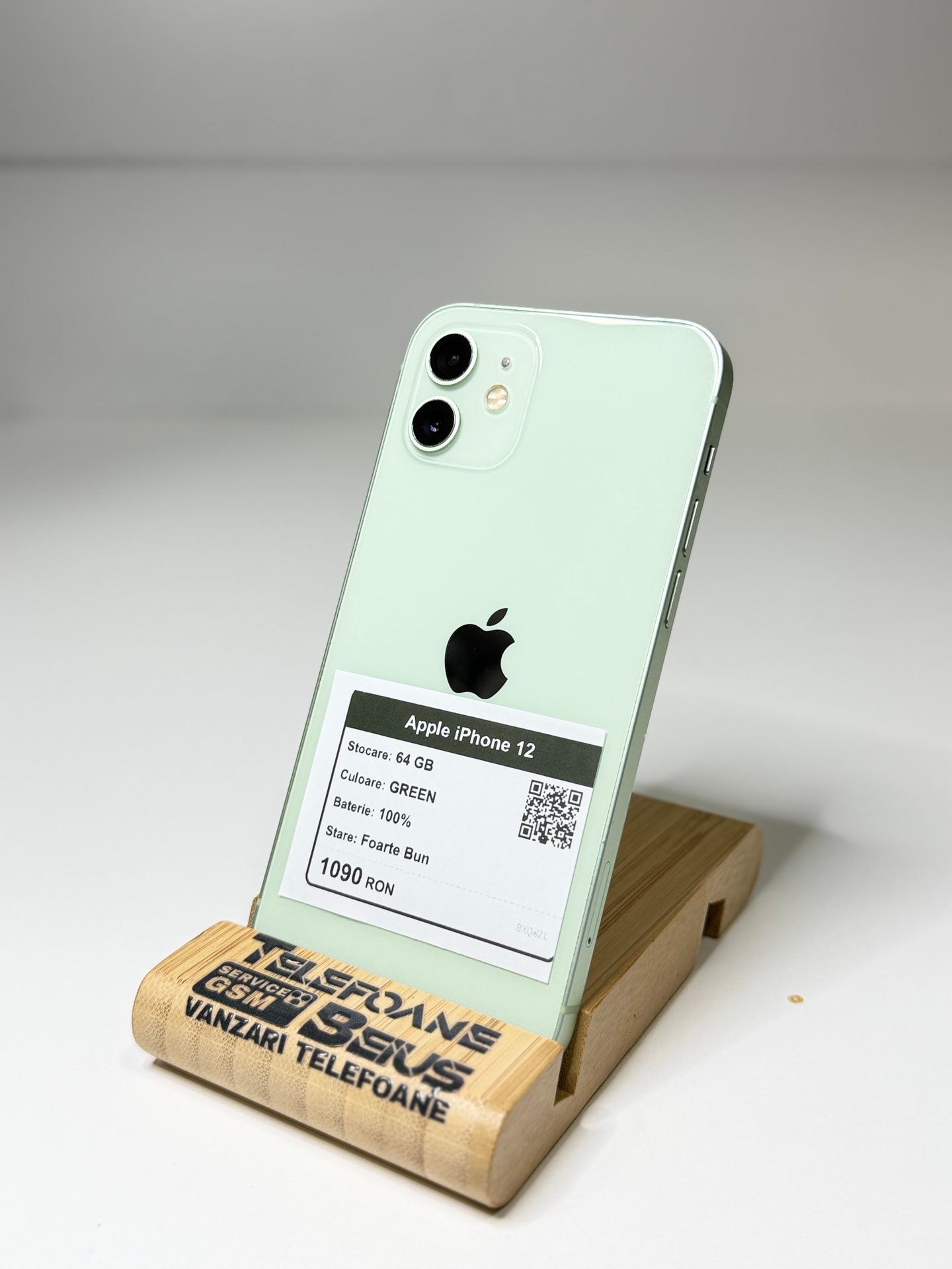 Apple iPhone 12