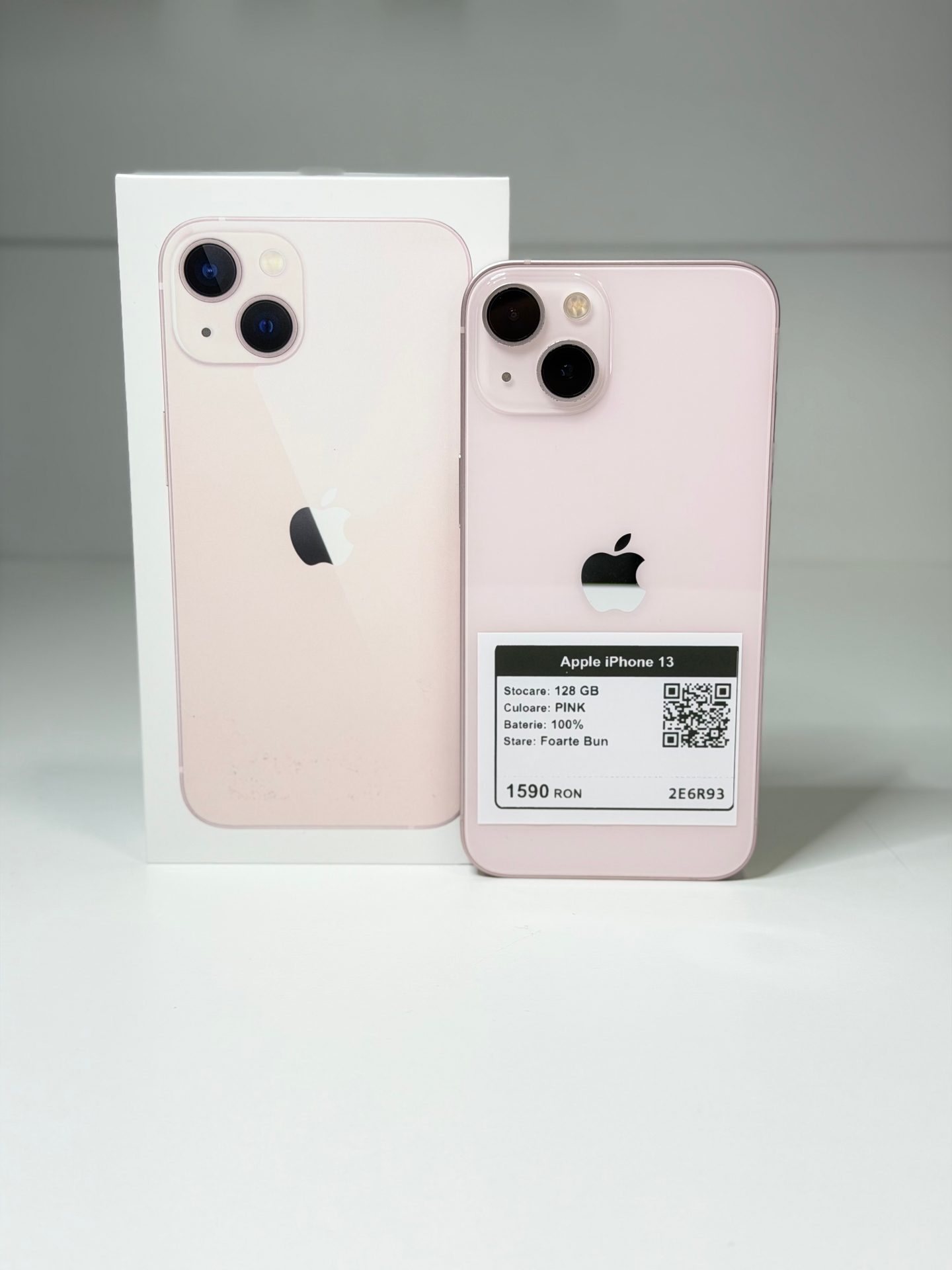 Apple iPhone 13