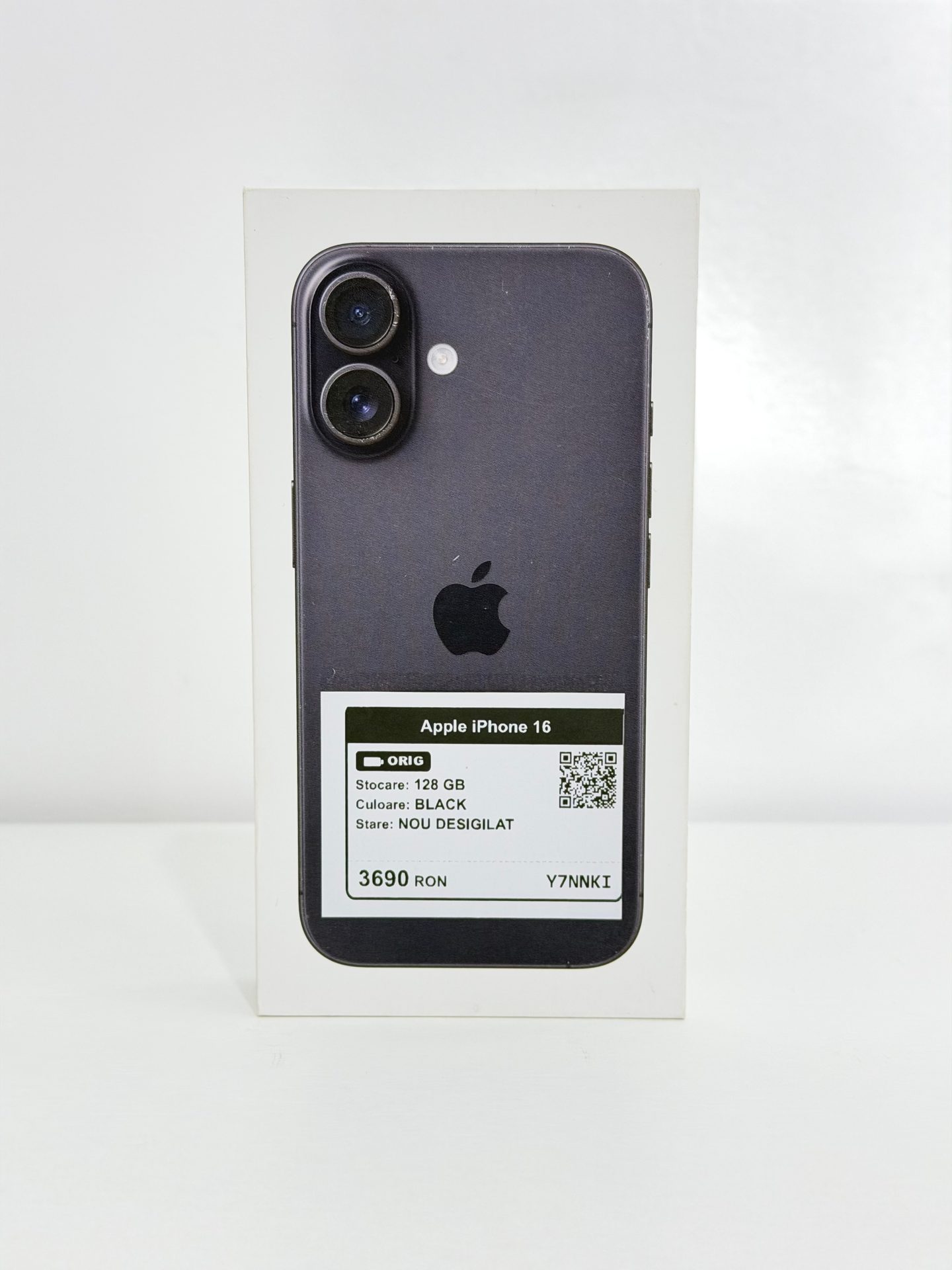 Apple iPhone 16