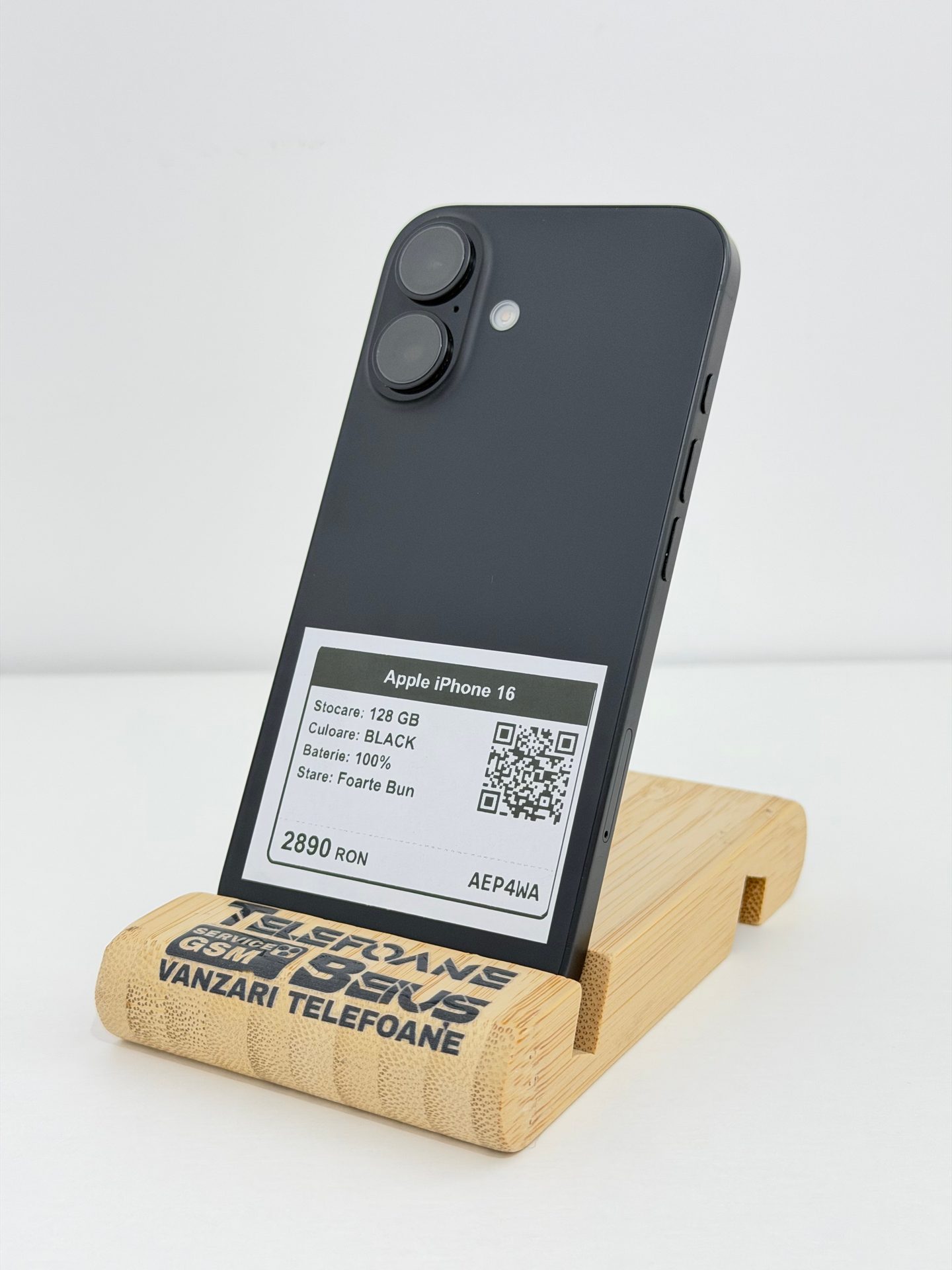 Apple iPhone 16