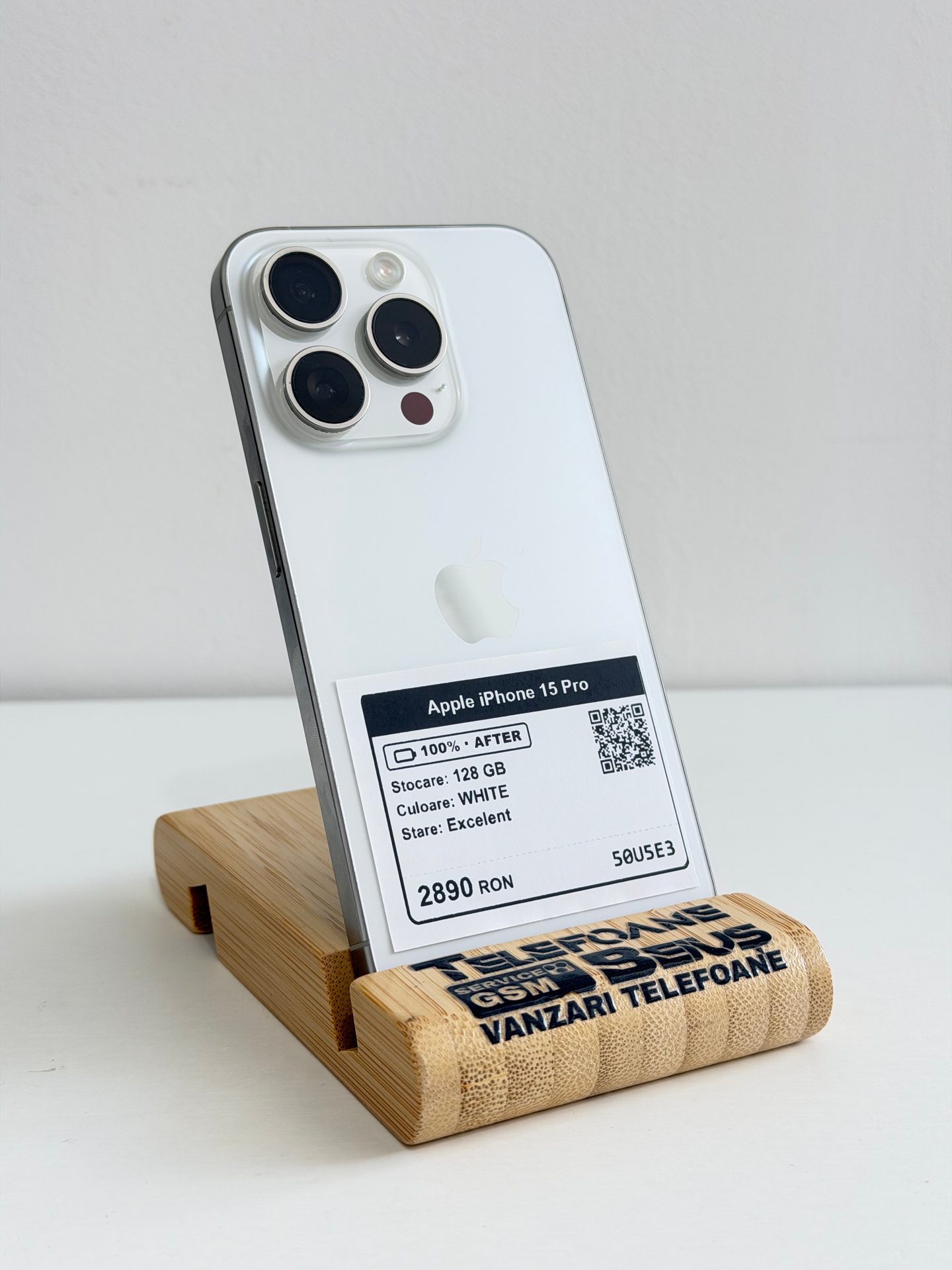 Apple iPhone 15 Pro - White, 128 GB, Excelent - 2