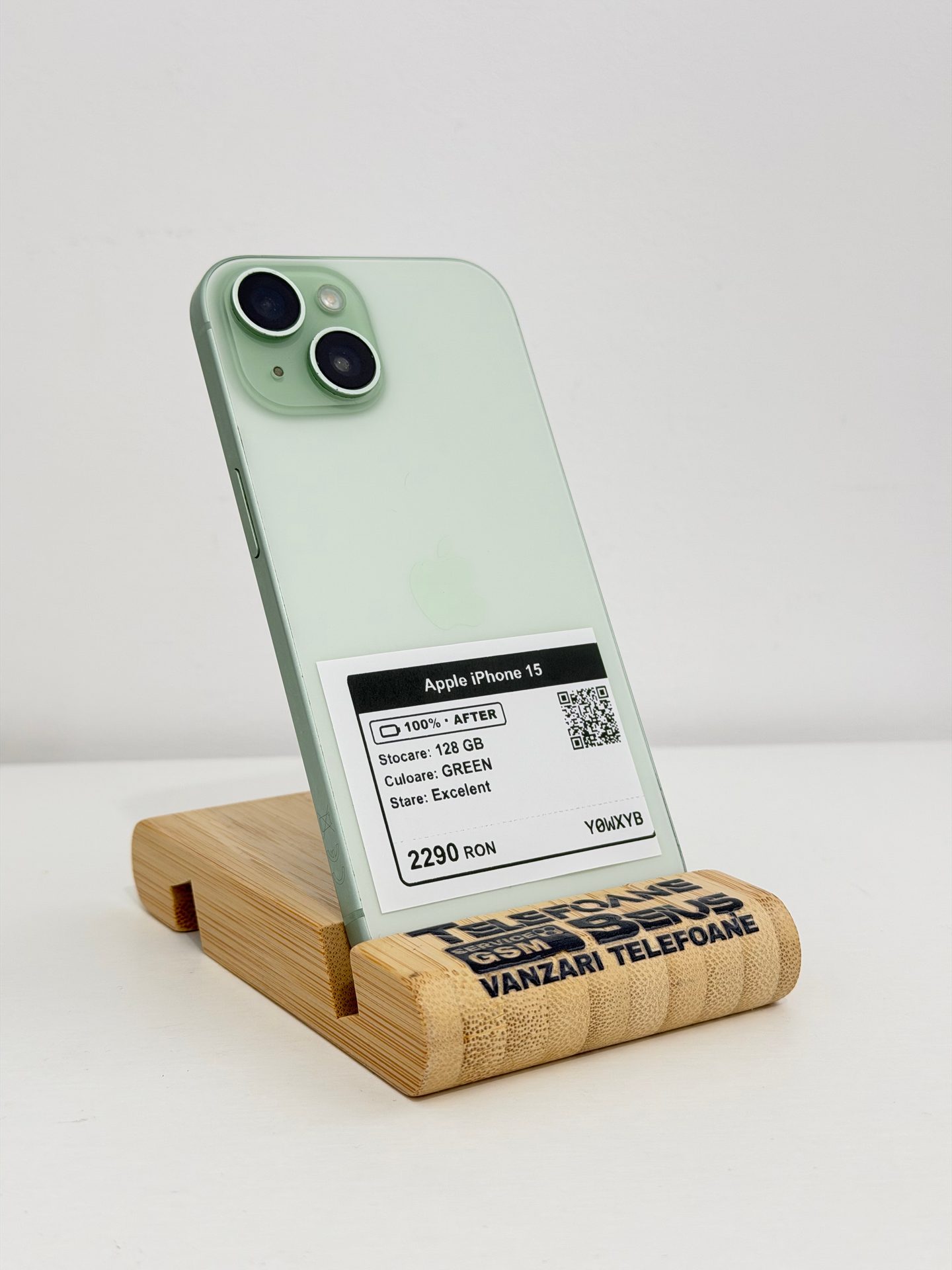 Apple iPhone 15 - Green, 128 GB, Excelent - 2