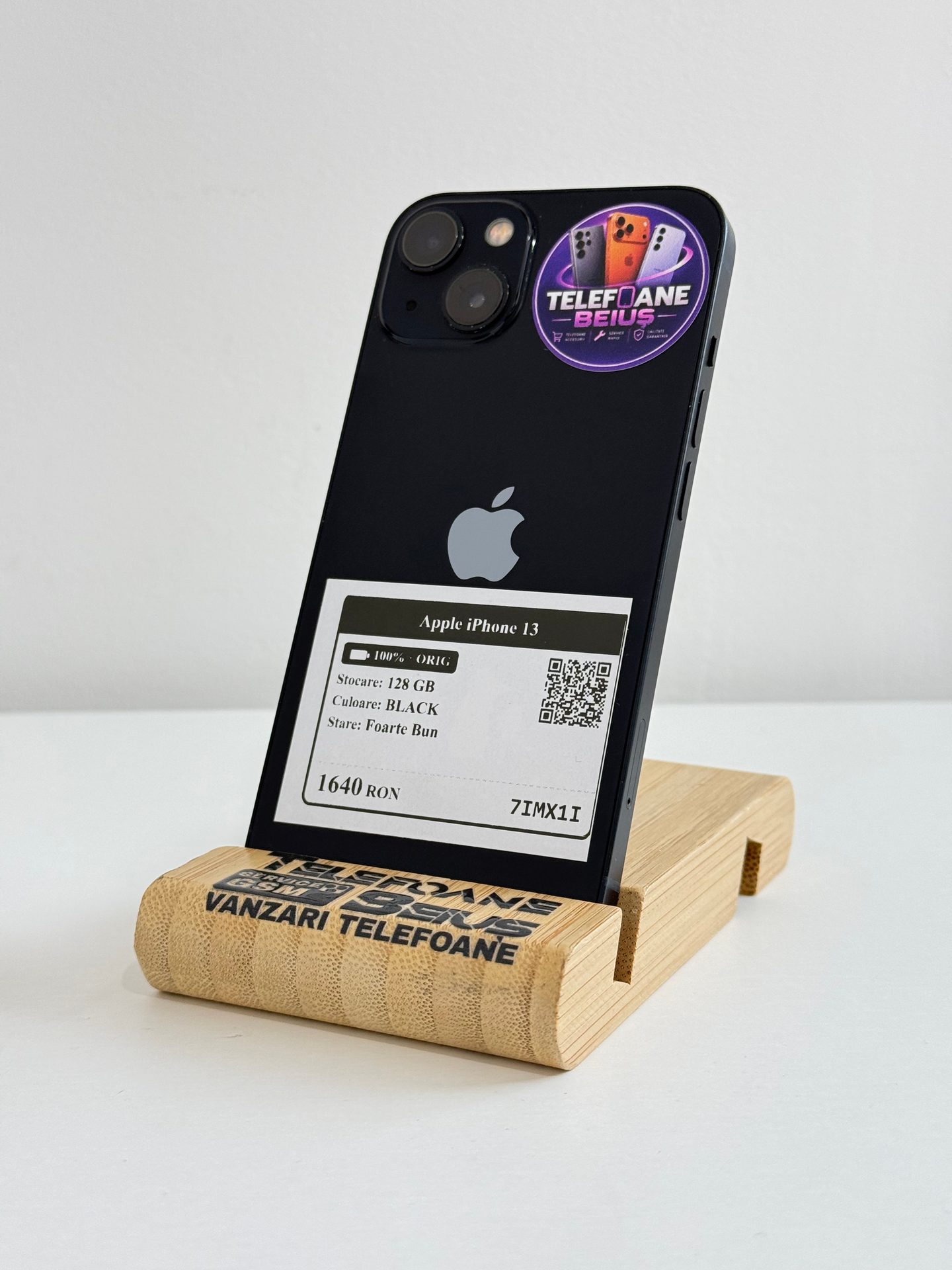 Apple iPhone 13