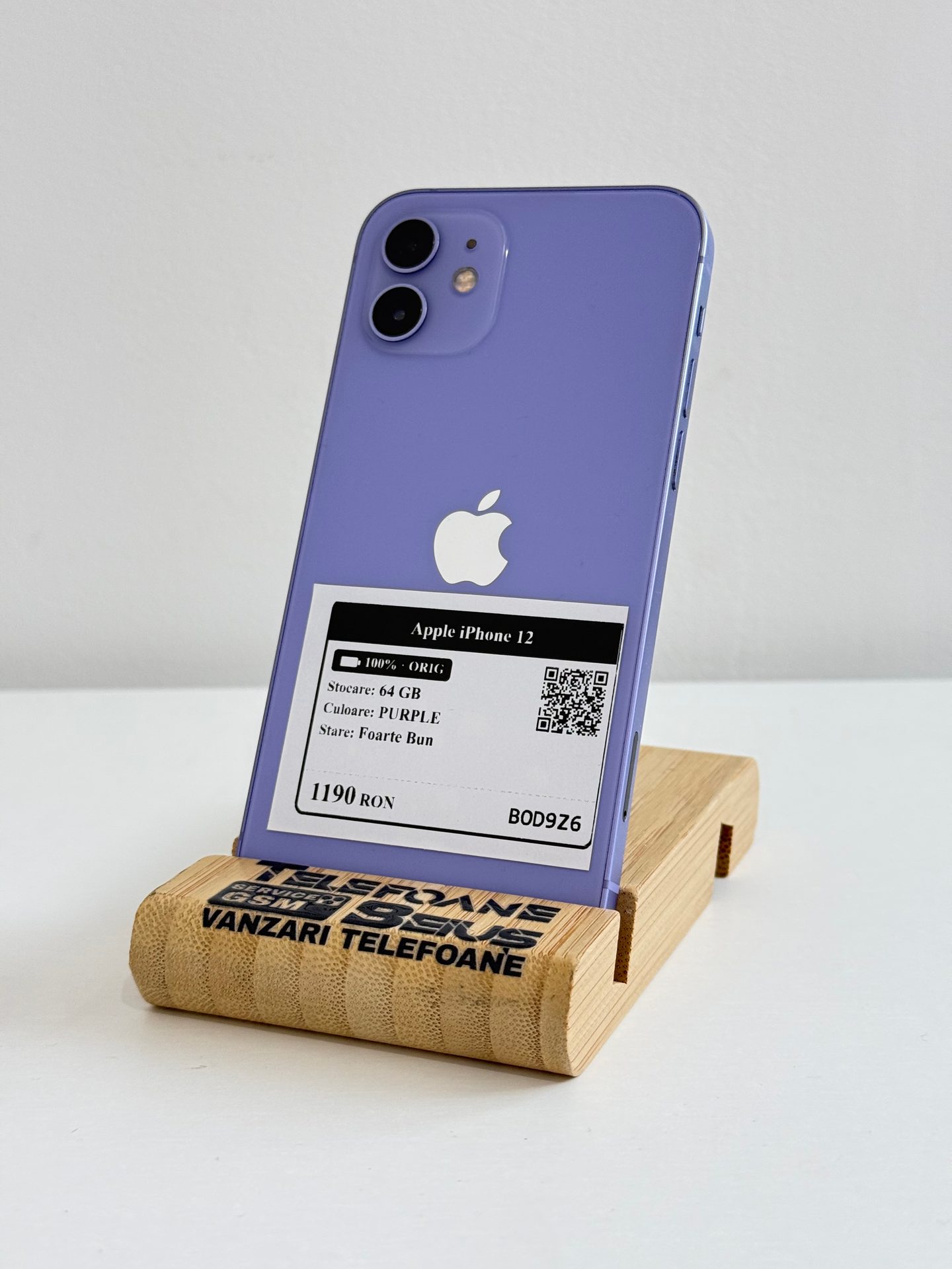 Apple iPhone 12
