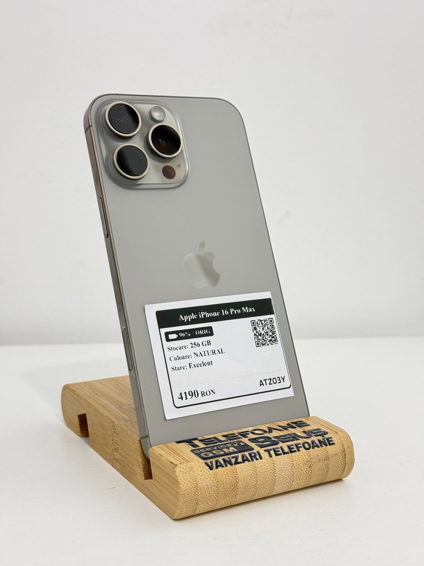 Apple iPhone 16 Pro Max - Natural, 256 GB, Excelent - 2